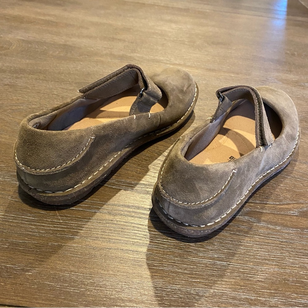 Clarks Taupe Suede Mary Jane Flats - Picture 14 of 16